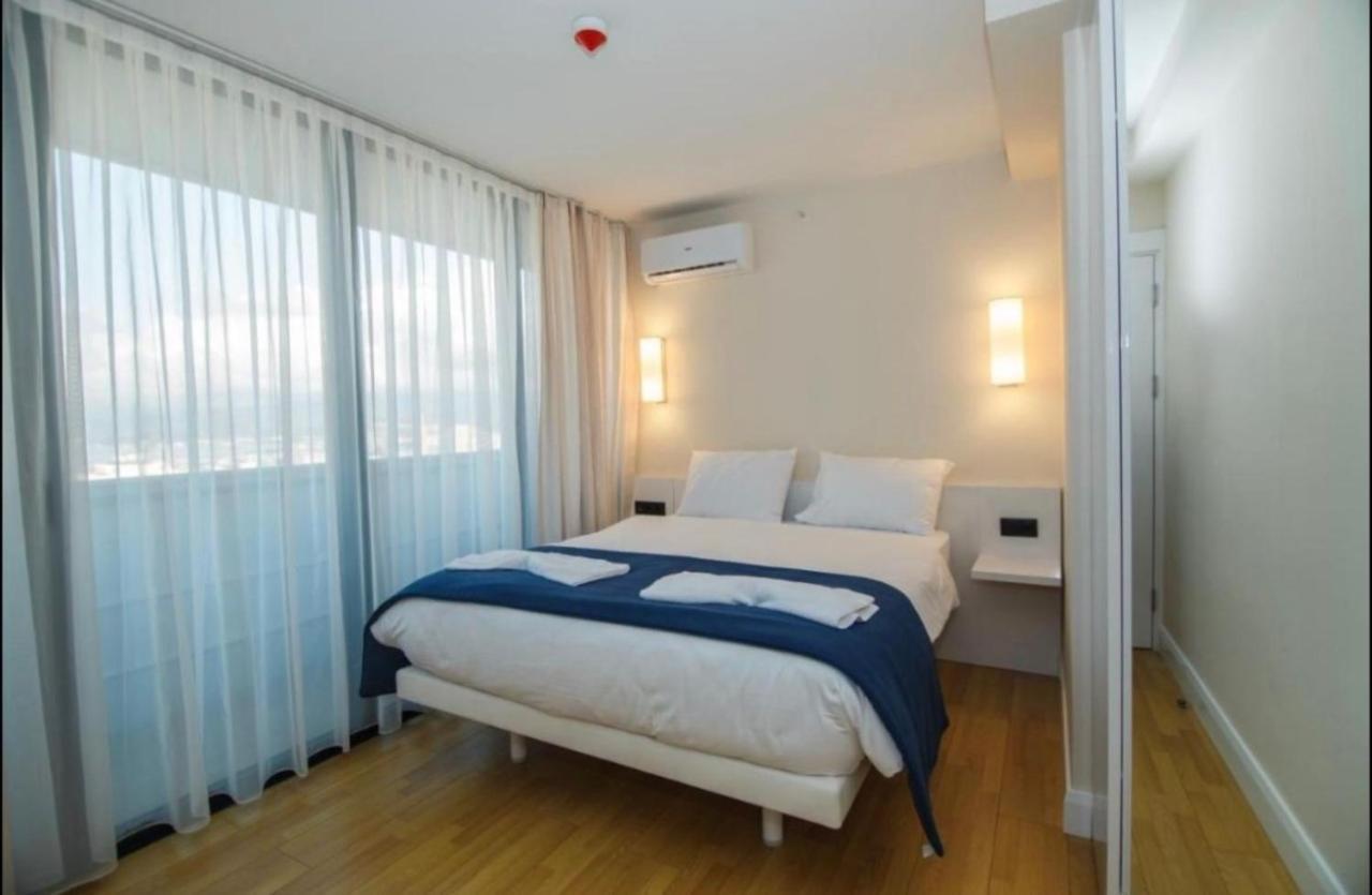 Orbi City Sea View Hotel In Batumi Exterior photo